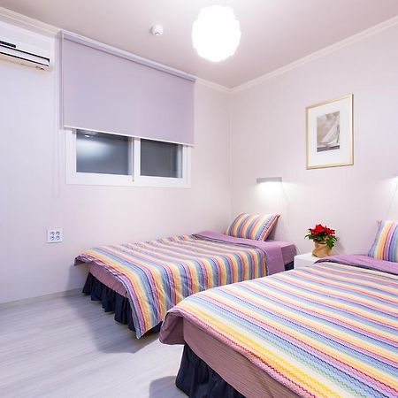 Oh Blue Guesthouse Seoul Værelse billede